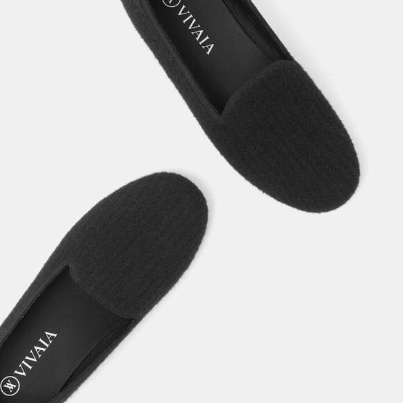 Vivaia Elly Round Toe Fluffy Loafers black women's size 38.5 US 8 - Picture 1 of 5
